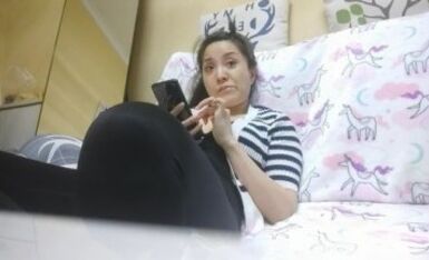 《李总探花》约良家人妻居家操逼，被窝里正入抽插，主动骑乘骚浪淫叫，很爽的样子一直呻吟嗯嗯