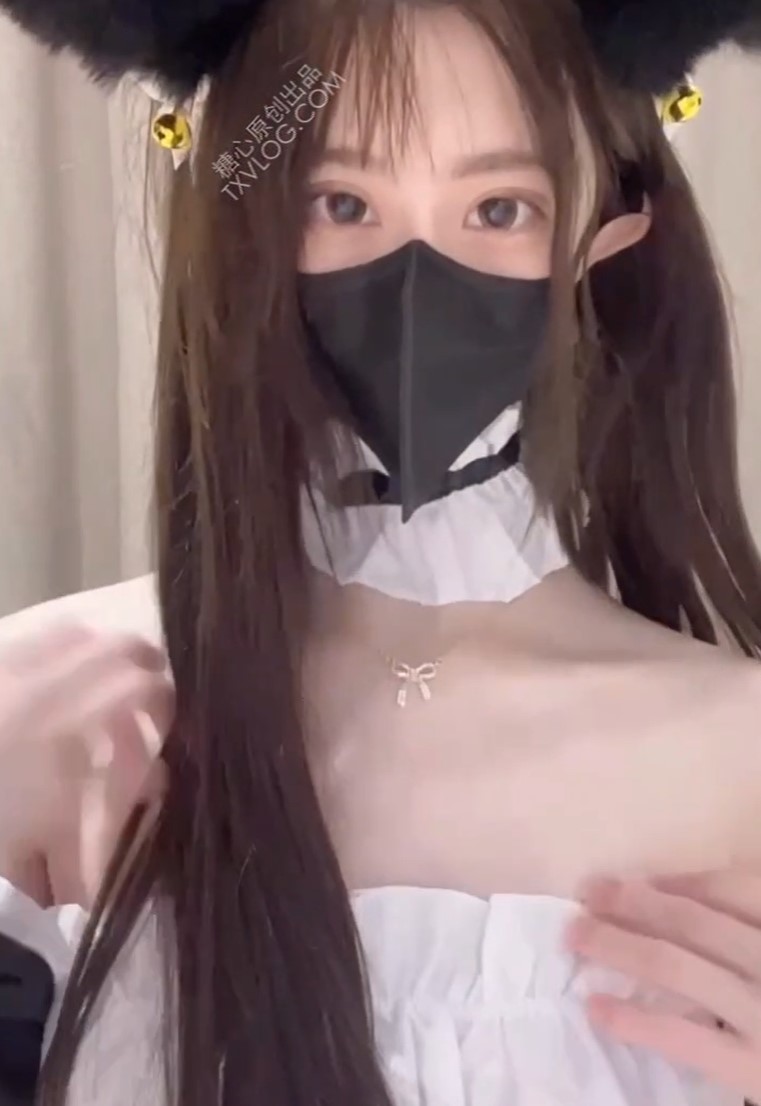 白虎福利姬@安安老师之温情女仆