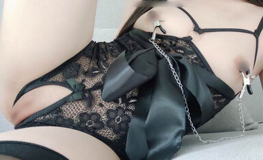 最新超甜美粉嫩白虎美少女▌白桃少女 ▌黑丝情趣束衣 跳蛋玩弄极品粉穴 淫荡白汁都从嫩缝溢出来了