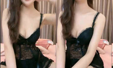 极品女神 说不秀的也露点裸聊了【小巫婆】白里带粉 直流水！ (2)