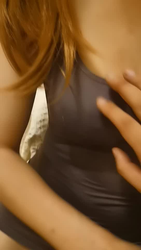 勾搭上门做客的性感妹子