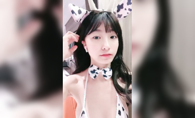 學生主播@我就是嗚崽醬 宿舍尺度福利秀 第二彈2 (10)