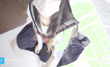 白虎蘿莉『小七軟同學』我的妹妹真的超可愛，JK長筒白襪 純欲系少女 長髮及腰蜜桃臀 粉嫩無毛小嫩逼