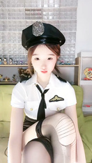 【兔兔兔小白】，純欲系天花~直播刷水槍求調教，首播大哭，小妹妹受了委屈，哭得大哥們都心疼了