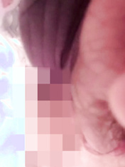 不知道我偷偷安裝了軟件，抓到出軌現行，騷逼女朋友口一個剛認識三天不到的一個兼職大學生的肉棒