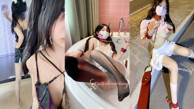 青春無敵 推特可鹽可甜嬌小大奶饅頭粉鮑少女福利姬【小耳朵】私拍，JK狗鏈戶外露出紫薇，各種反差行為（1）