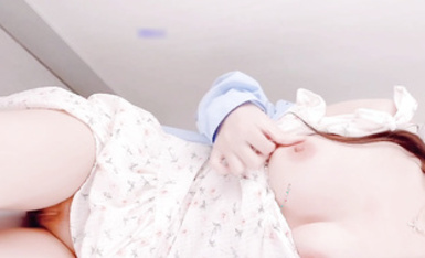 極品白虎頂級尤物『芋圓呀』定製私拍甄選 極品身材粉B一線天 各種騷話 淫叫好聽 高清 (5)