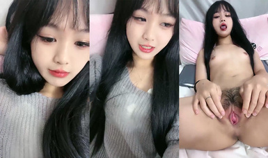 -火爆人氣學妹回歸了，粉絲們都好激動，【小易的so啵啵】，無套啪啪內射 (4)