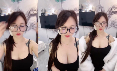 【頂級綠播女神下海 人間白月光】明星級顏值絕世美乳 尤物 (1)