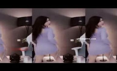 斗鱼超人气女神【张琪格】8月最新露点揉奶合集 6