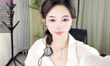 Stripchat高端大氣上檔次【lockheadgirld】女神氣質非凡，駕馭多種風格 (1)