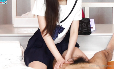 【輕度獵奇】高顏值日本氣質素人少婦「mari wam」OF露臉私拍 反差美人妻沉淪精液地獄【第八彈】 (17)