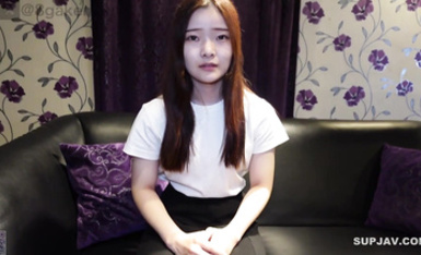 【FC2-PPV-4525860】清純大奶美眉【あや】初攝影 笑容甜美性經驗1人 身材豐滿 被中出內射 浴室口爆 睡前再中出內射一次