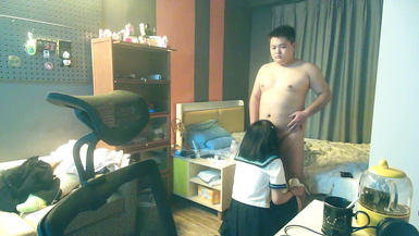 死肥宅網約蘿莉少女06年剛成年JK女孩背著父母應援挨操