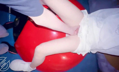 海角社區（意淫自己妹妹）公園里跟妹妹野戰，淫亂妹妹，真是驚心動魄的夜晚