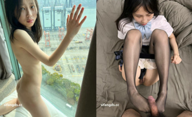 顏值嫩妹【採花小盜(caihuaxiaothief)】被主人圈養的小母狗,露出，聖水 (8)