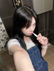 貴州xx師范學院 王x虹 21 B罩杯 在讀學生 內心戲多 想被主人後入