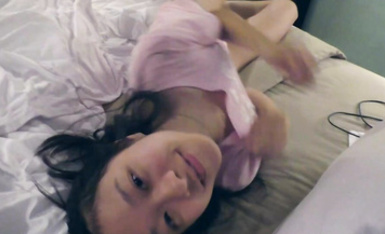 開陽女中外教事件，雙馬尾學生妹穿情趣女僕裝被外教老師各種姿勢調教爆操！ (3)