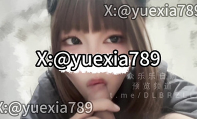 白虎福利姬@玥下 尺度作合集 (7)