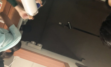 學姐真淫蕩，內褲好鬆