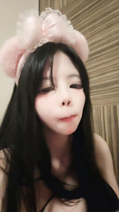 新人尤物推薦【別鬧寶寶】超迷人奶子翹翹的絕了身材顏值超棒自舔咪咪一字馬小嫩逼貼地道具自慰爽到極致 (9)