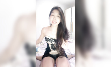 【濕濕】絕頂長腿騷母狗狗鏈舔內褲高跟鞋插逼 (7)