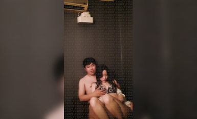 財閥金主約炮多位二三線美女模特_顏值高身材好_全程露臉 (5)