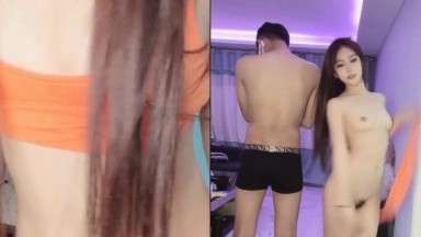 【诱人的星星】颜值女神首次约男主激情操B喷水